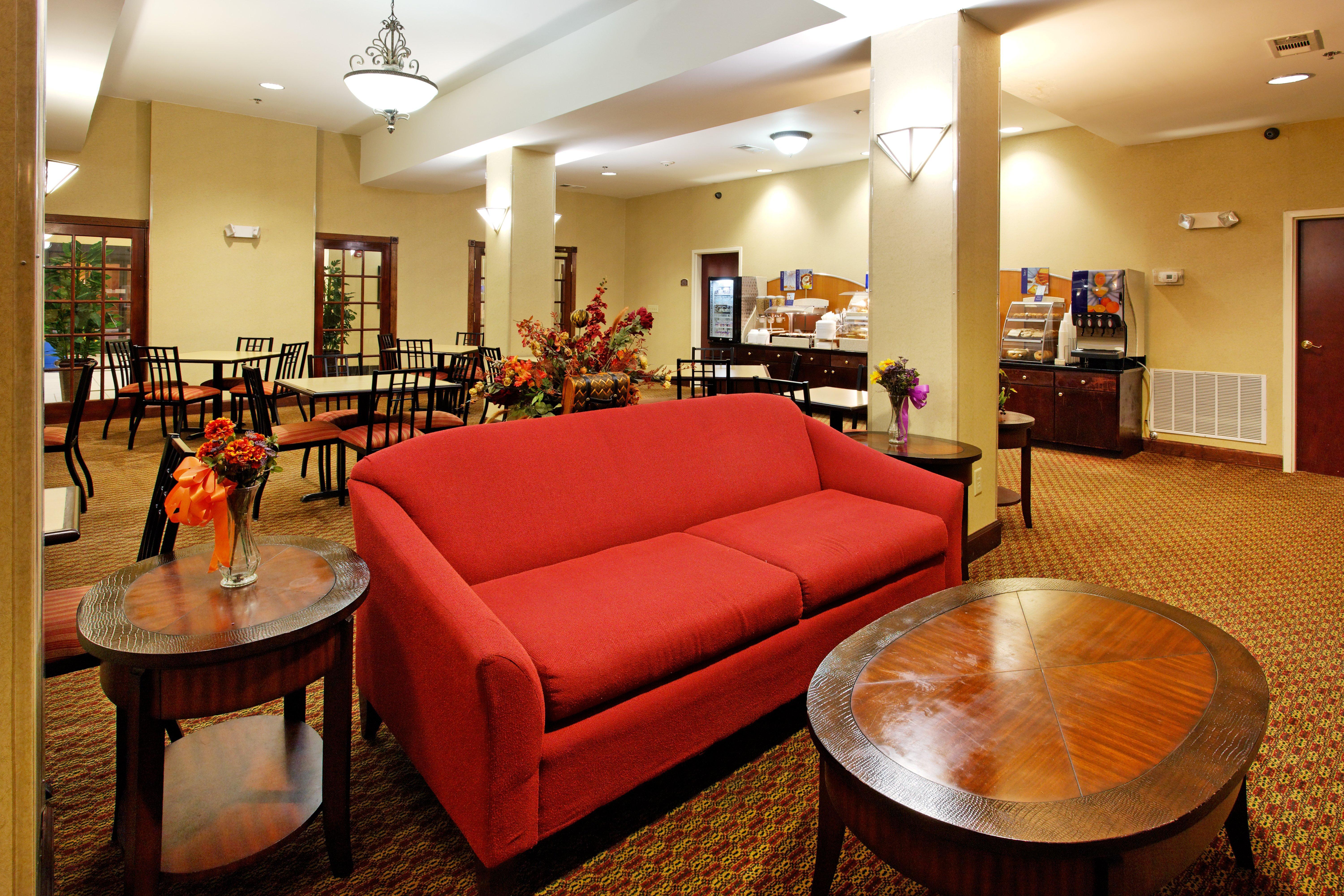 Holiday Inn Express & Suites Sylacauga Exteriör bild
