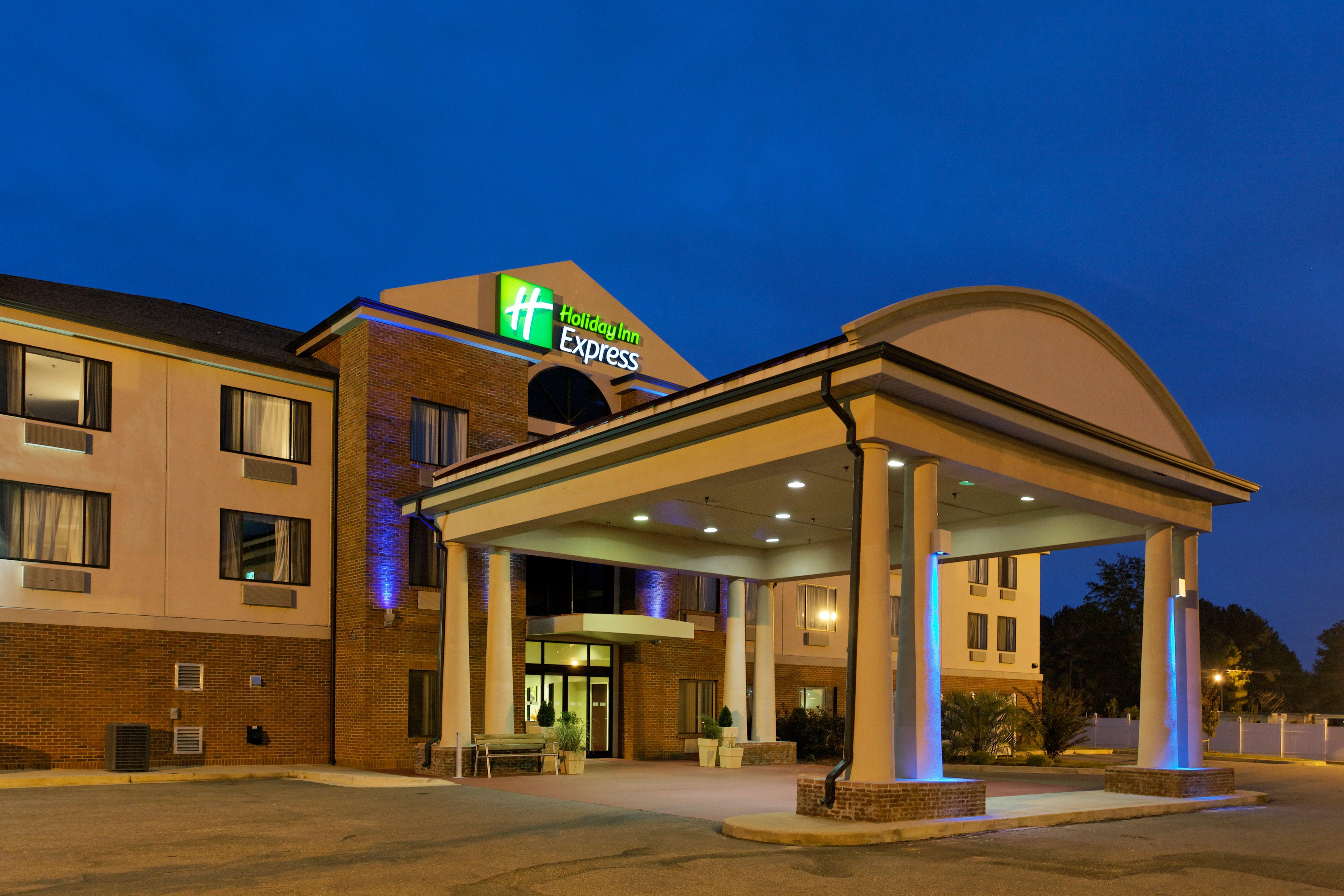 Holiday Inn Express & Suites Sylacauga Exteriör bild