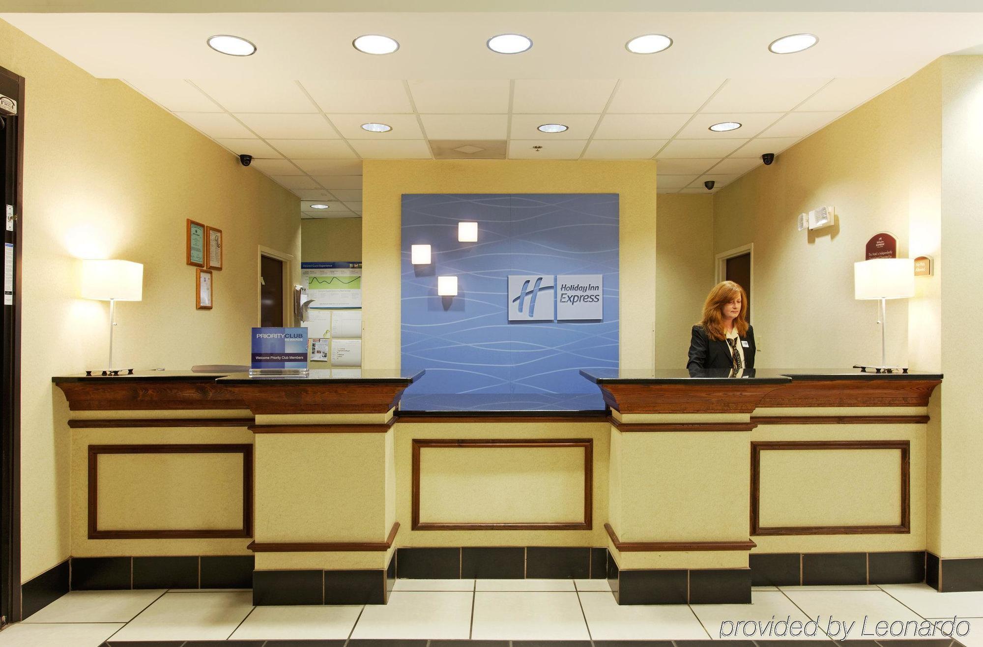 Holiday Inn Express & Suites Sylacauga Inreriör bild